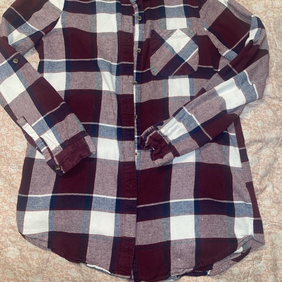 flannel bundle (2) - Picture 2 of 9